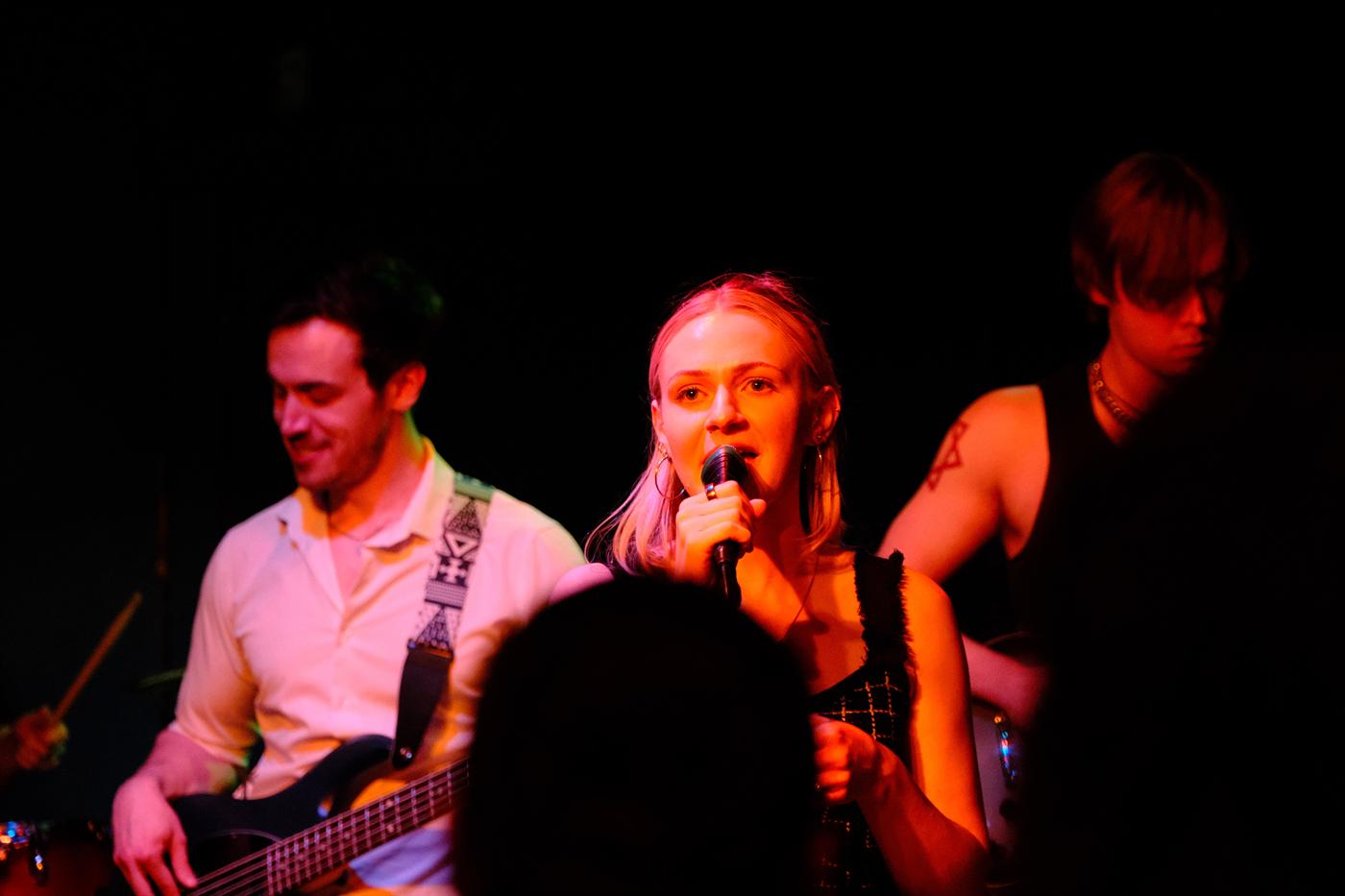 Midwest Honey live at Phyllis' Musical Inn